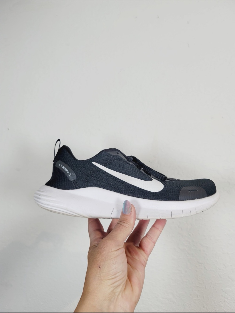 Nike FLEX EXPERIENCE 12 Running Shoes, Size 8